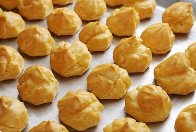 làm bánh su kem bằng nồi chiên không dầu