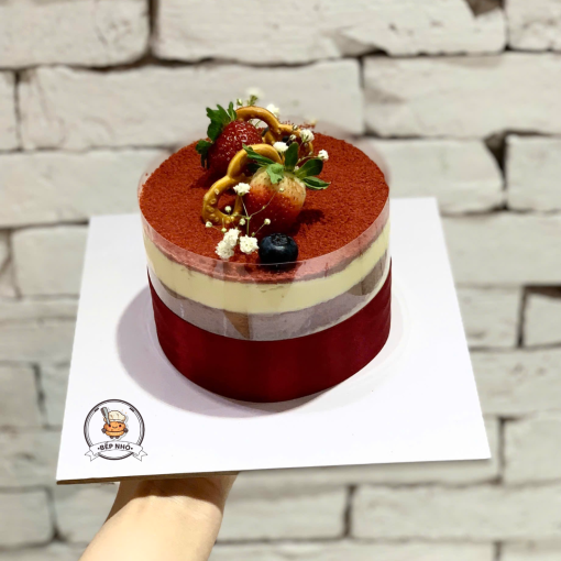 Bánh tiramisu red velvet
