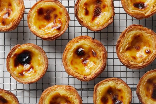 làm bánh tart trứng bằng nồi chiên không dầu