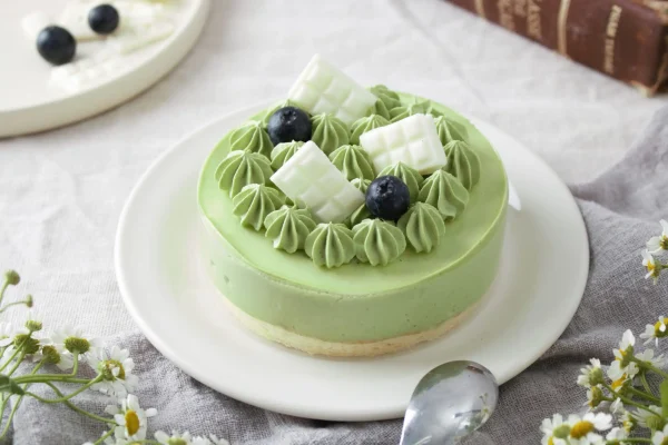 Bánh mousse matcha sữa chua