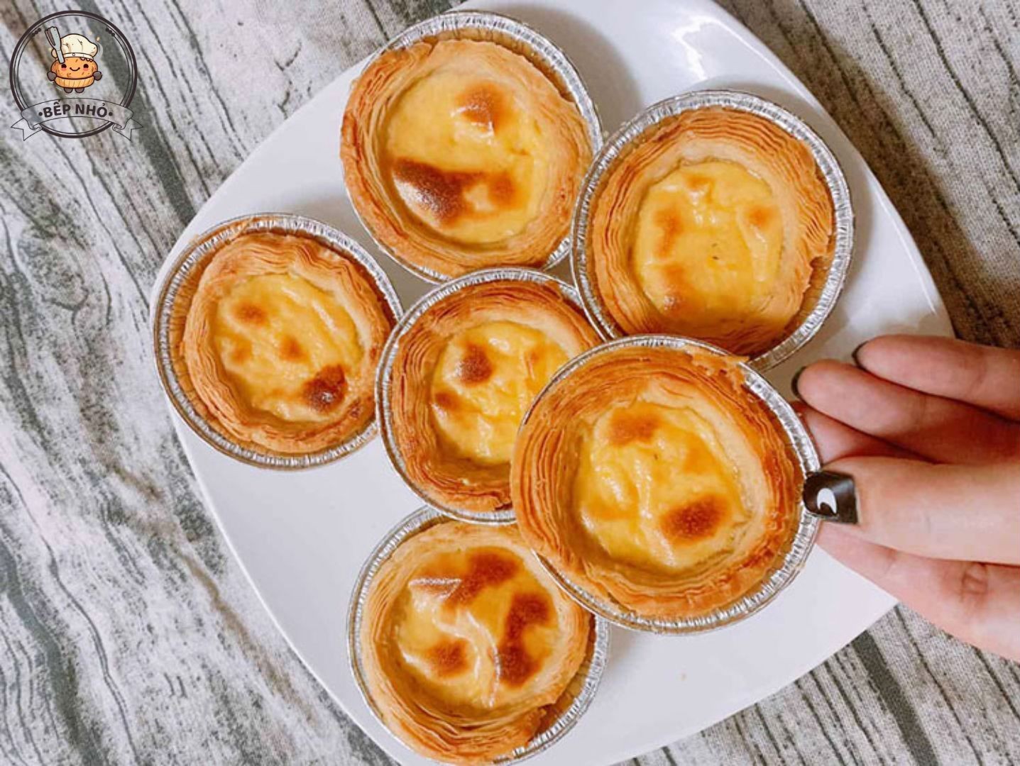 làm bánh tart trứng bằng lò vi sóng